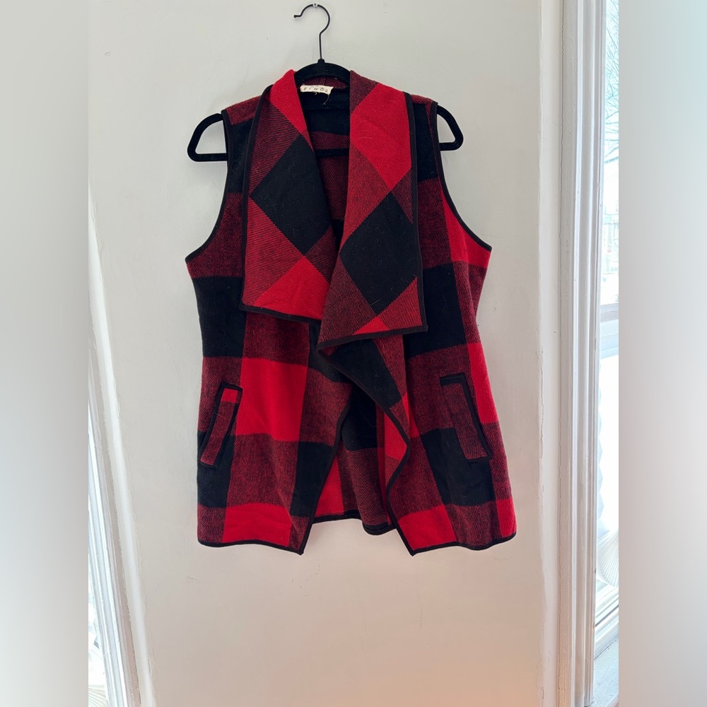 Red and Black Plaid Sleeveless Vest